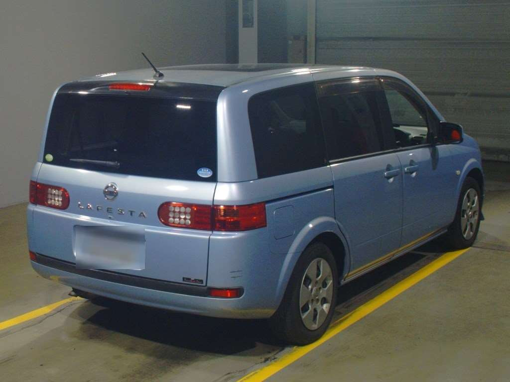 2005 Nissan Lafesta B30[1]