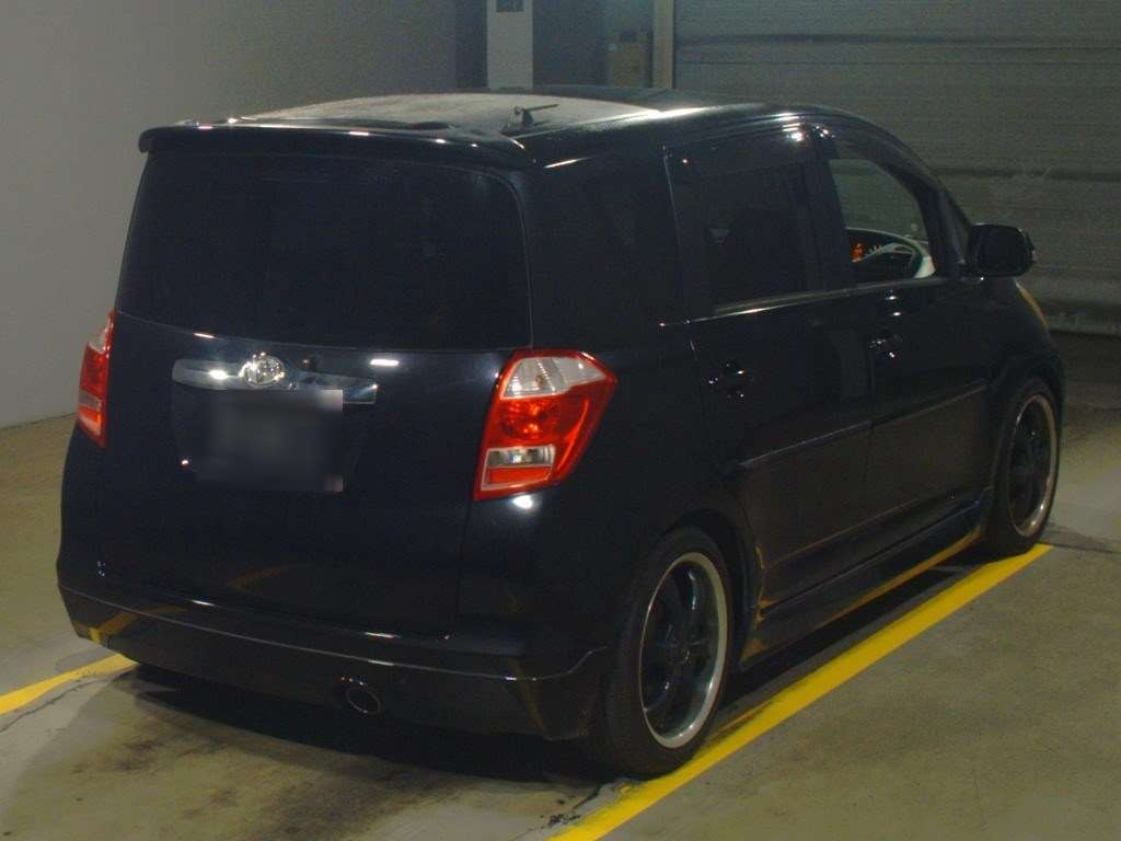 2006 Toyota Ractis NCP100[1]