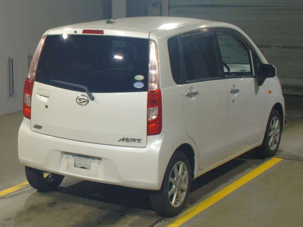 2011 Daihatsu Move LA100S[1]