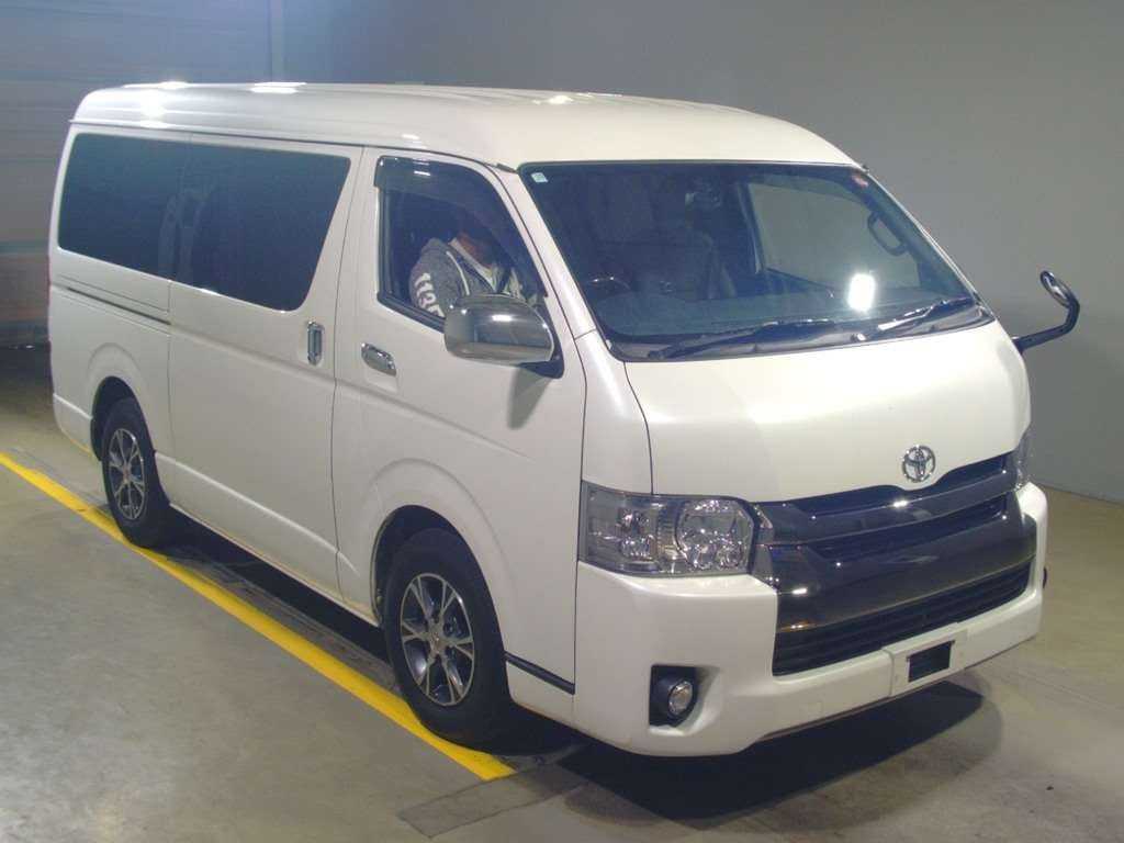 2019 Toyota Hiace Van GDH211K[2]