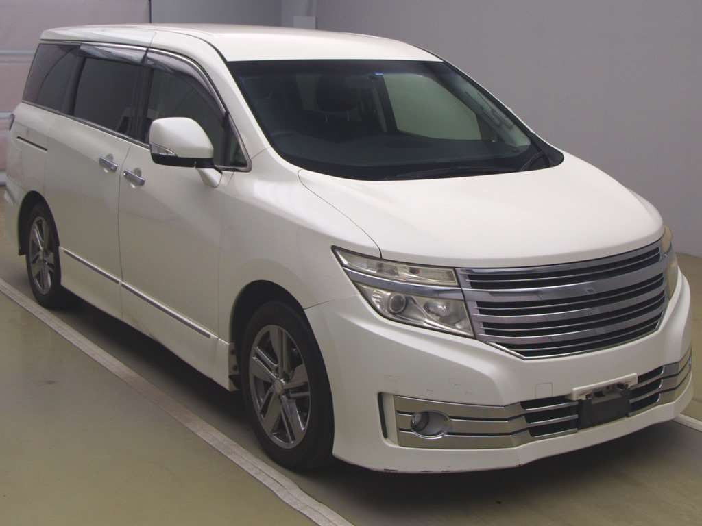 2012 Nissan Elgrand TE52[2]