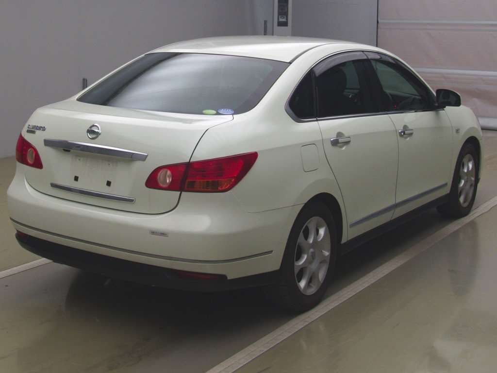 2011 Nissan Bluebird Sylphy KG11[1]