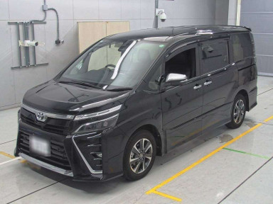 2021 Toyota Voxy