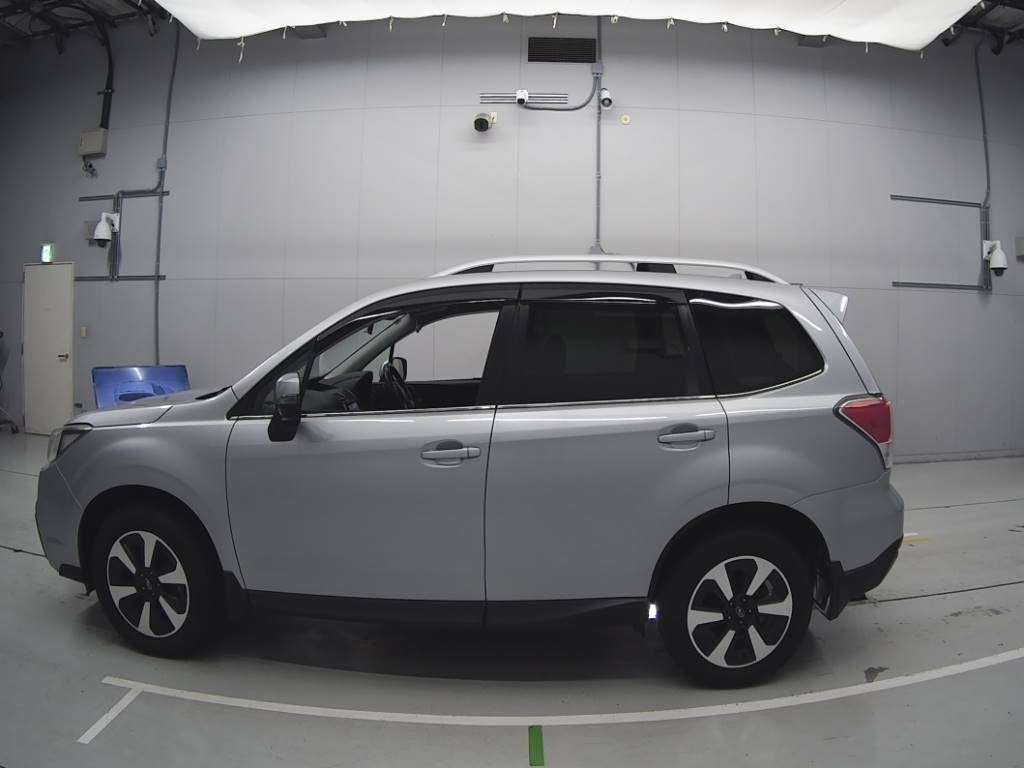 2016 Subaru Forester SJ5[2]