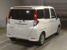 2022 Toyota Roomy