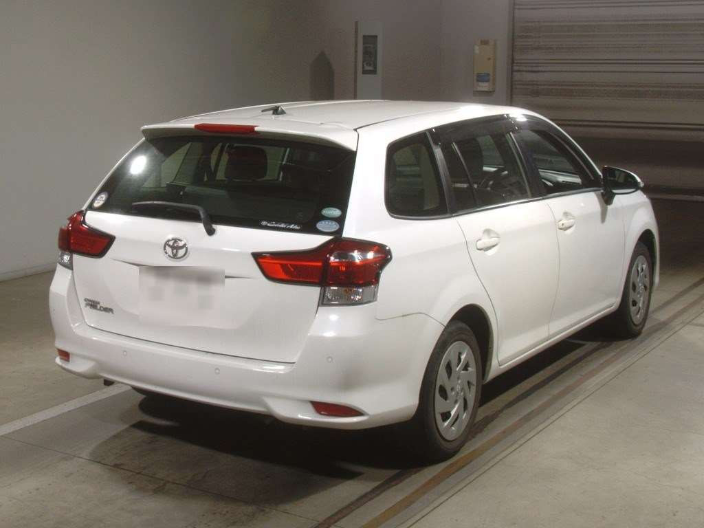 2018 Toyota Corolla Fielder NRE161G[1]