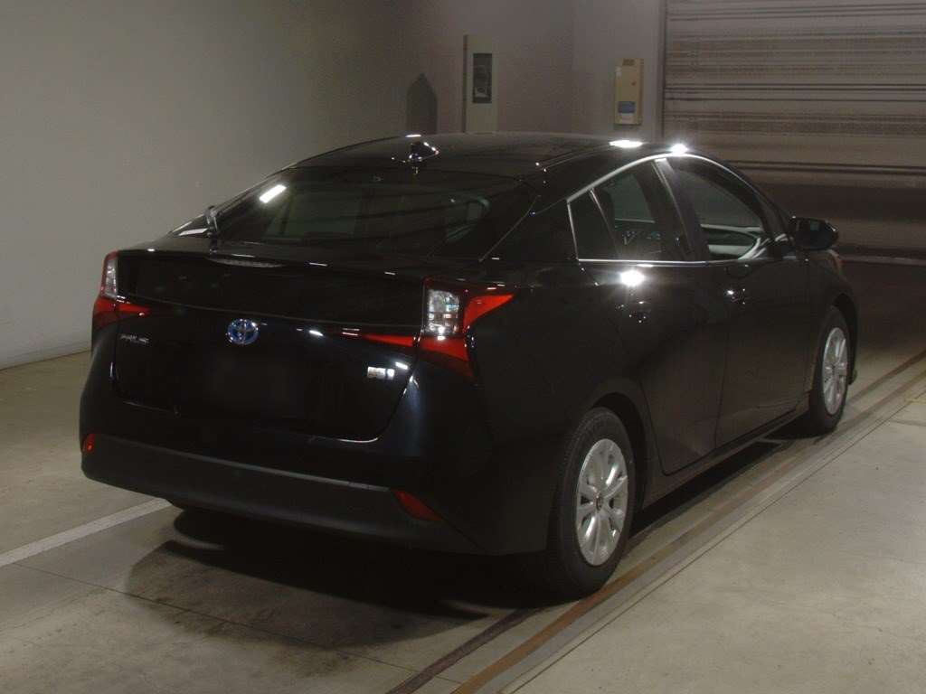 2021 Toyota Prius ZVW51[1]