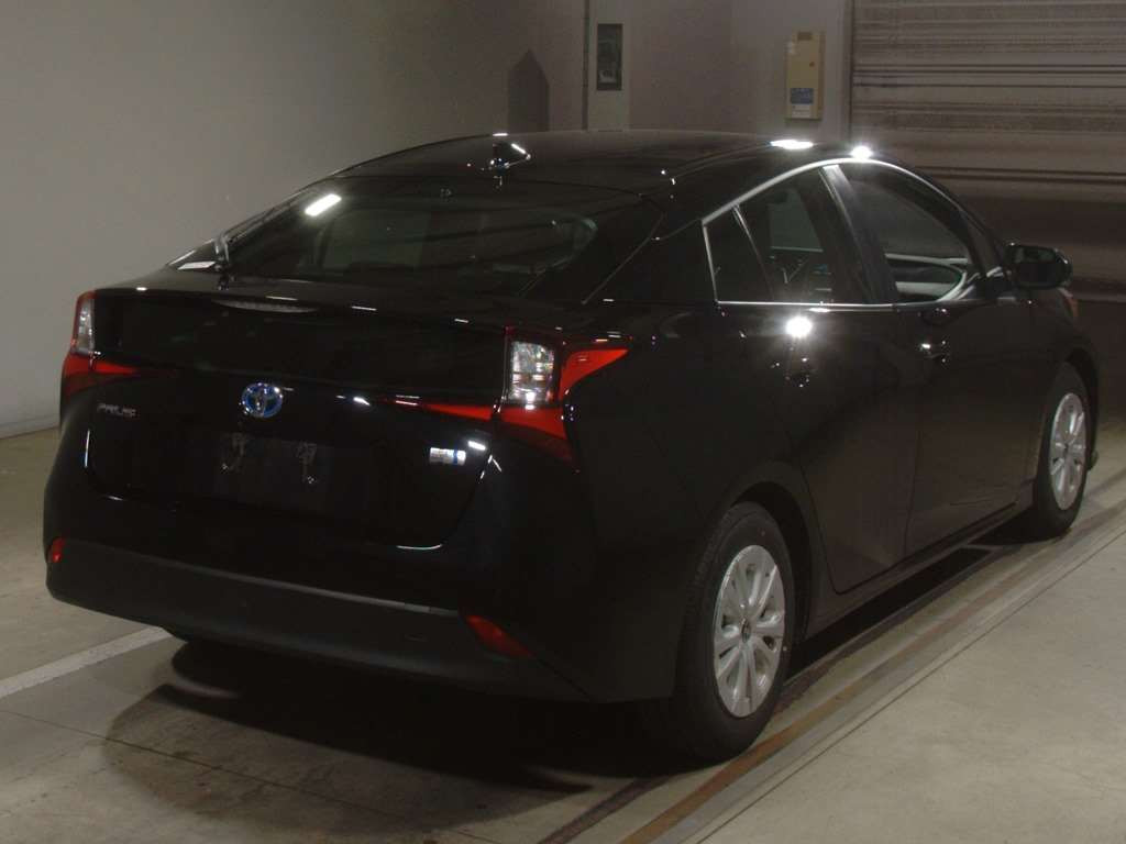 2021 Toyota Prius ZVW51[1]