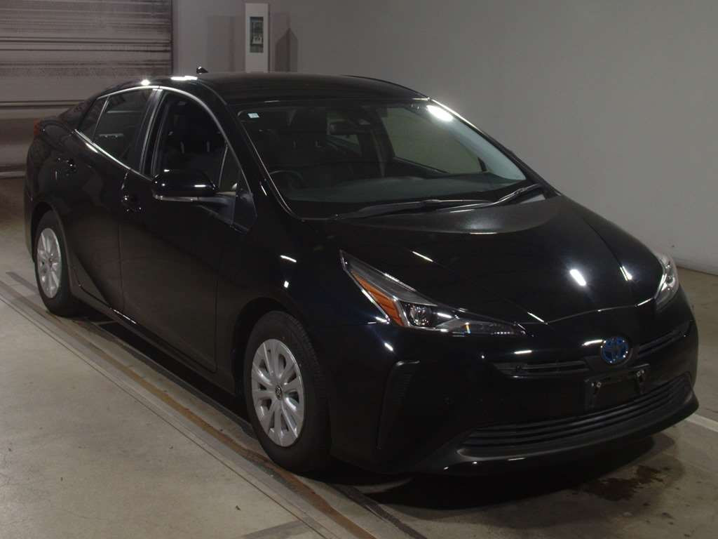 2021 Toyota Prius ZVW51[2]