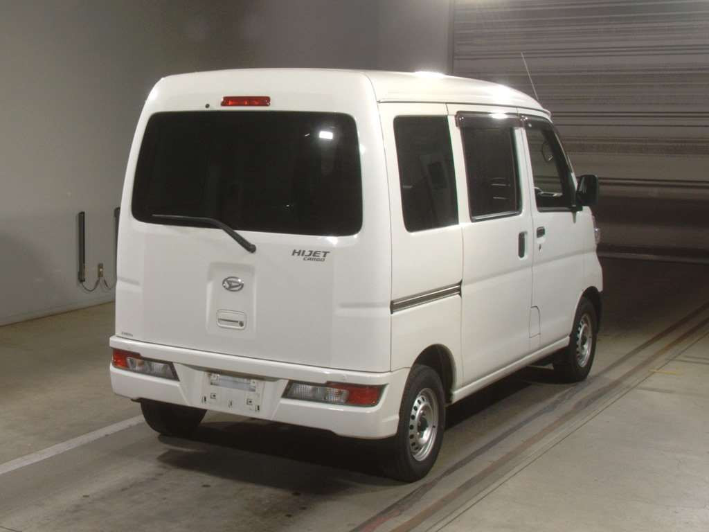 2020 Daihatsu Hijet Cargo S331V[1]