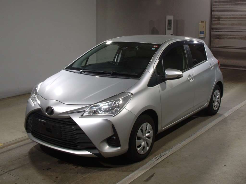 2019 Toyota Vitz KSP130[0]