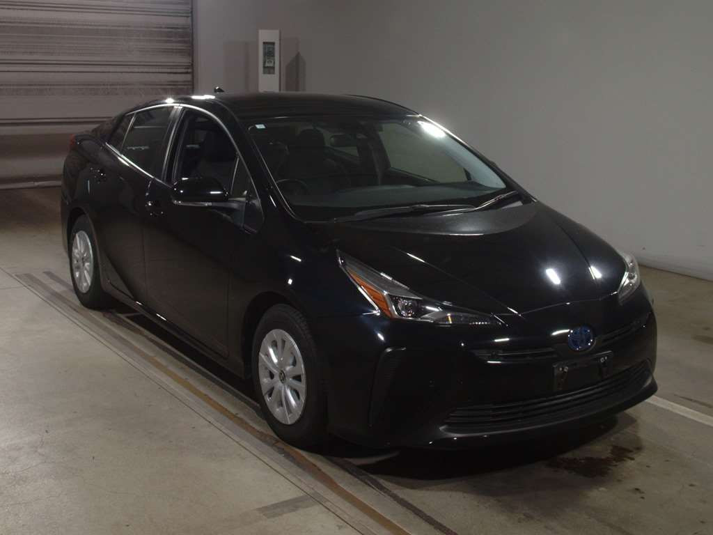 2021 Toyota Prius ZVW51[2]