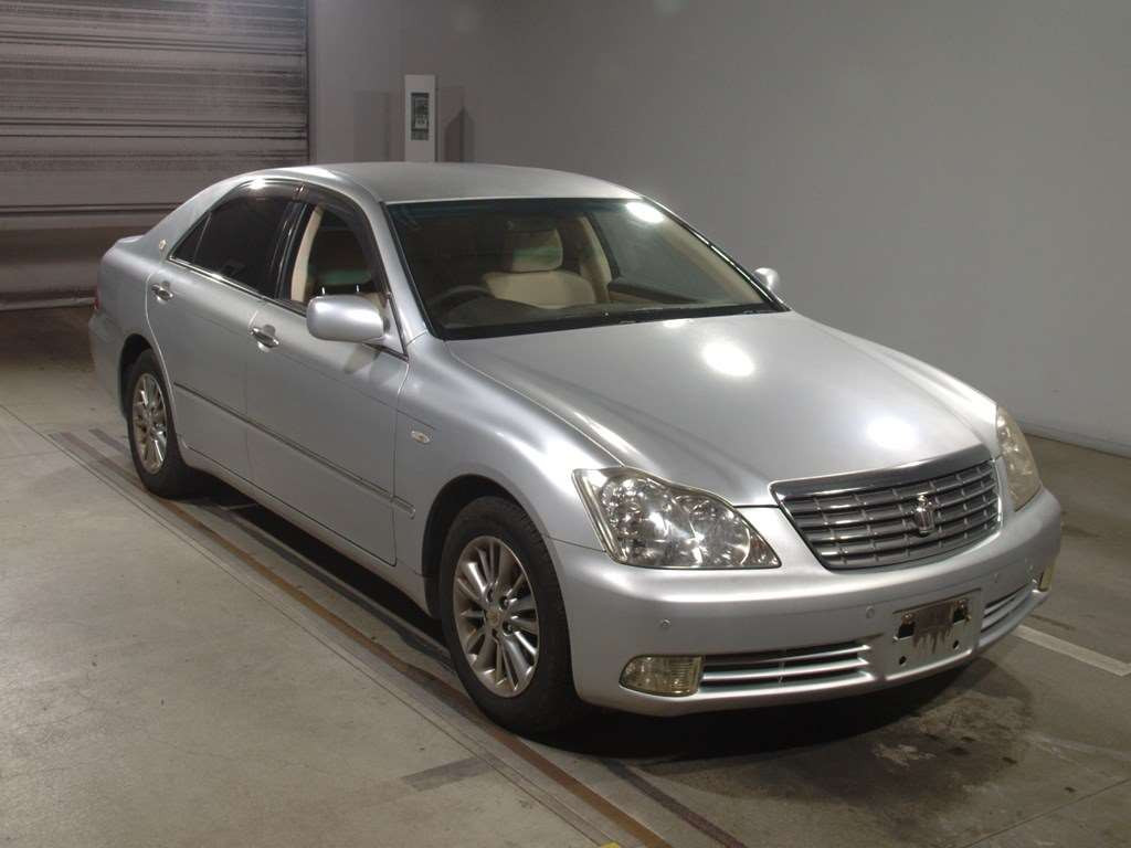 2008 Toyota Crown GRS180[2]