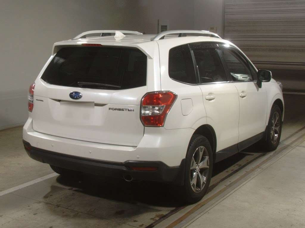 2015 Subaru Forester SJ5[1]