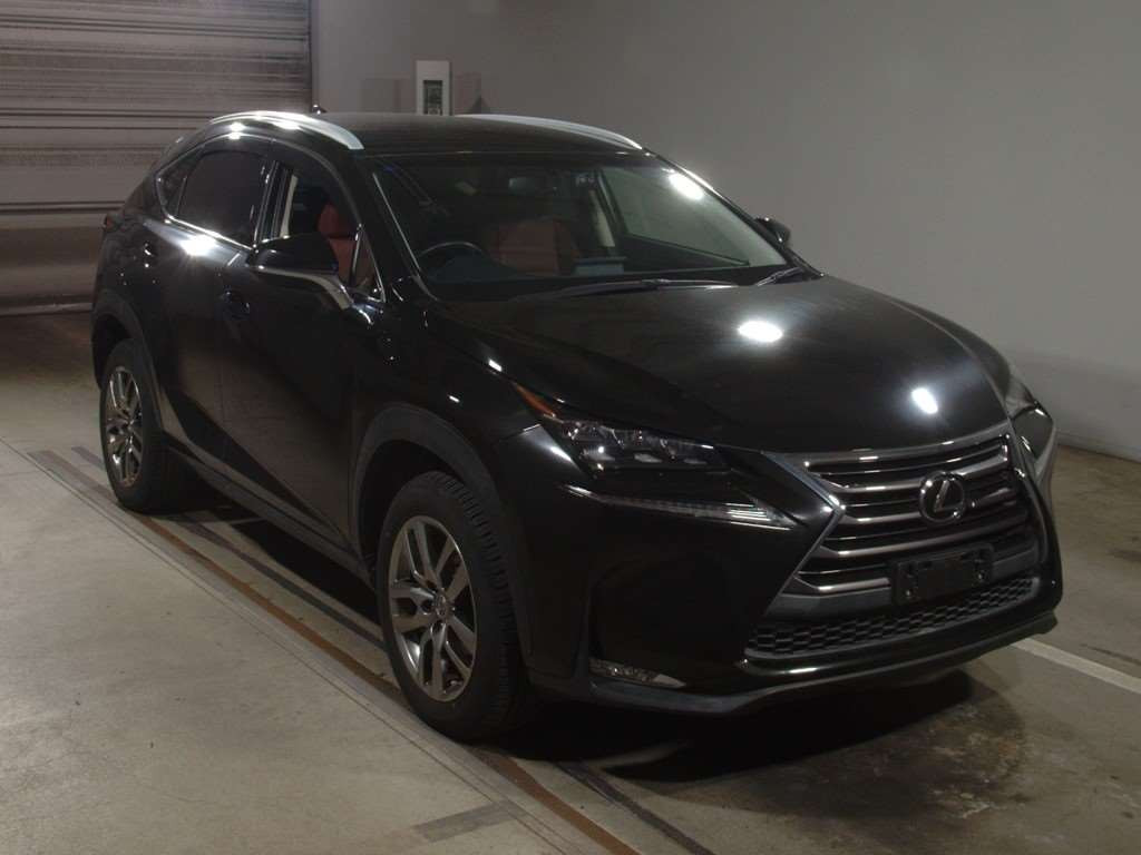 2014 Lexus NX AGZ10[2]