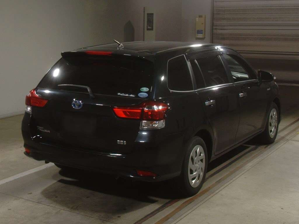 2019 Toyota Corolla Fielder NKE165G[1]