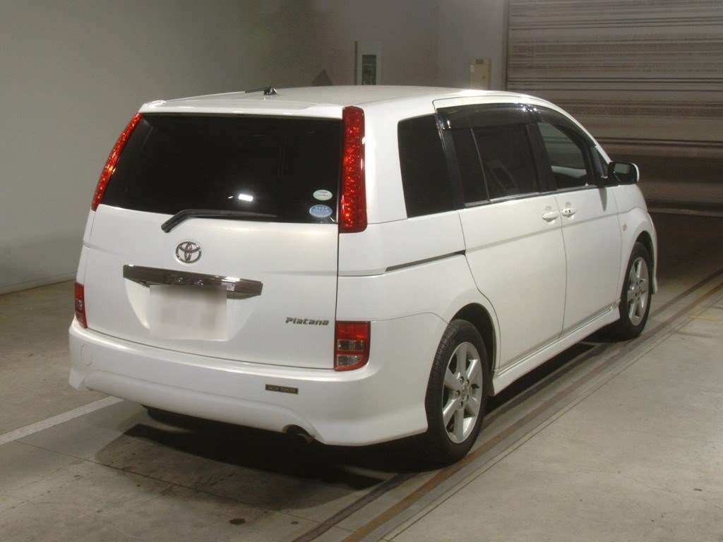 2006 Toyota Isis ANM10W[1]