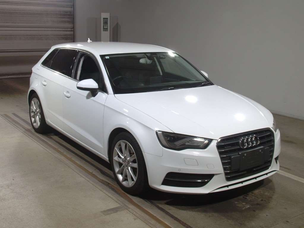 2015 Audi A3 8VCJSF[2]