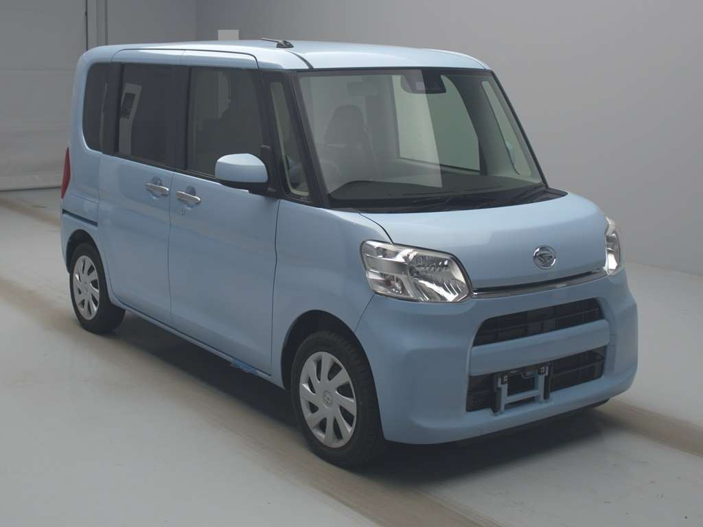 2017 Daihatsu Tanto LA600S[2]