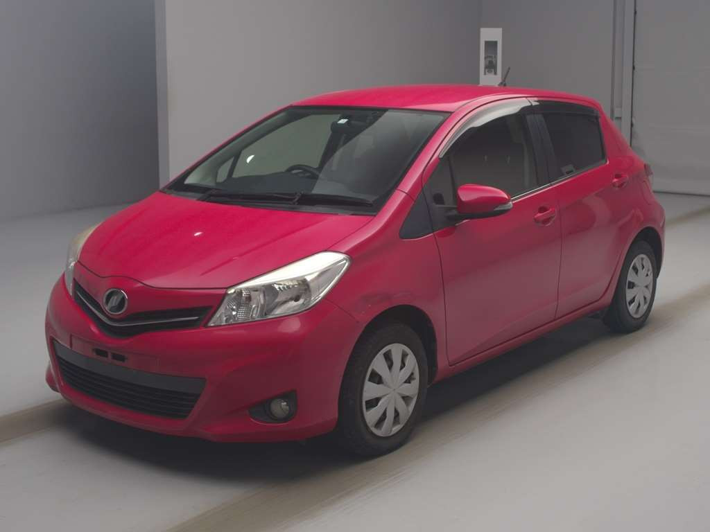 2014 Toyota Vitz NSP130[0]