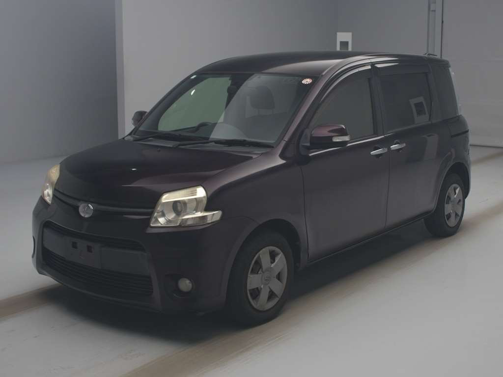 2012 Toyota Sienta NCP81G[0]