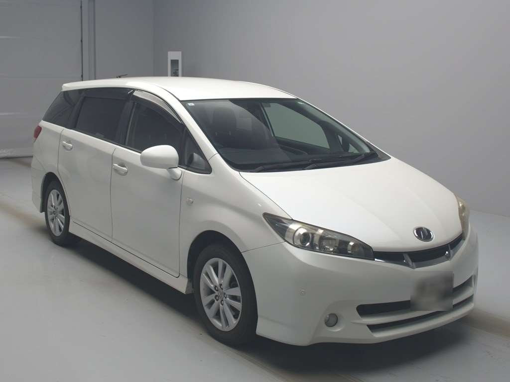 2011 Toyota Wish ZGE20W[2]