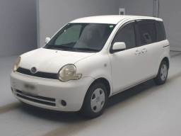 2005 Toyota Sienta