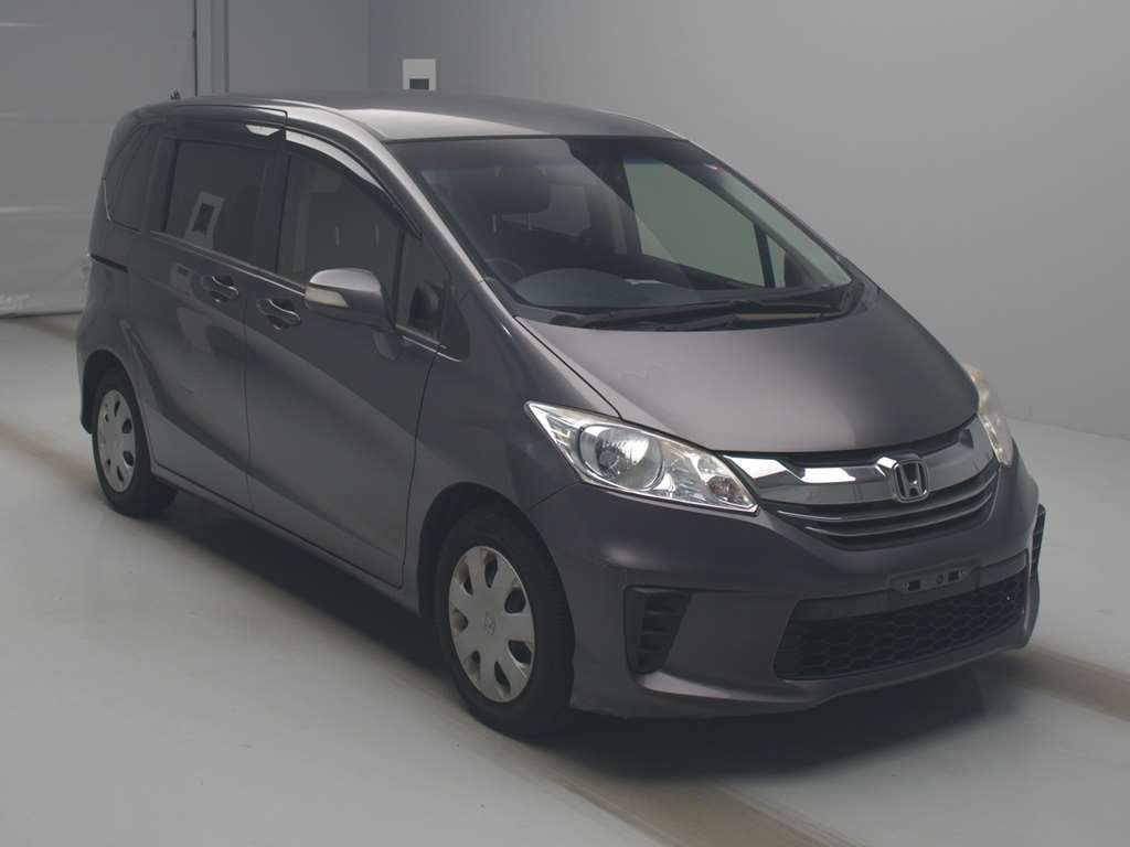 2014 Honda Freed GB3[2]