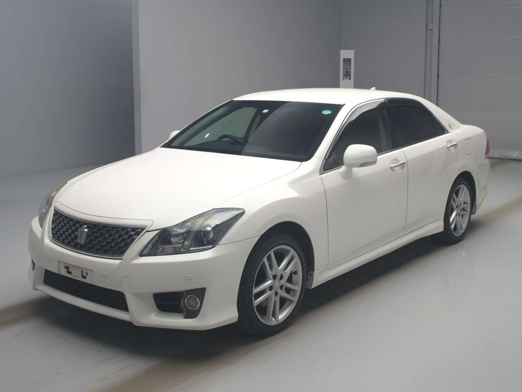 2012 Toyota Crown GRS200[0]