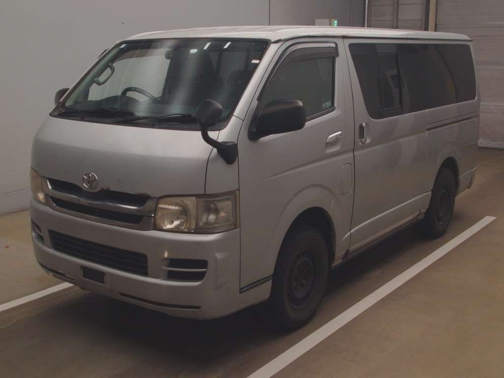 2010 Toyota Regiusace Van KDH206V[0]