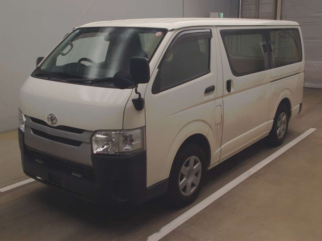 2017 Toyota Regiusace Van KDH201V[0]