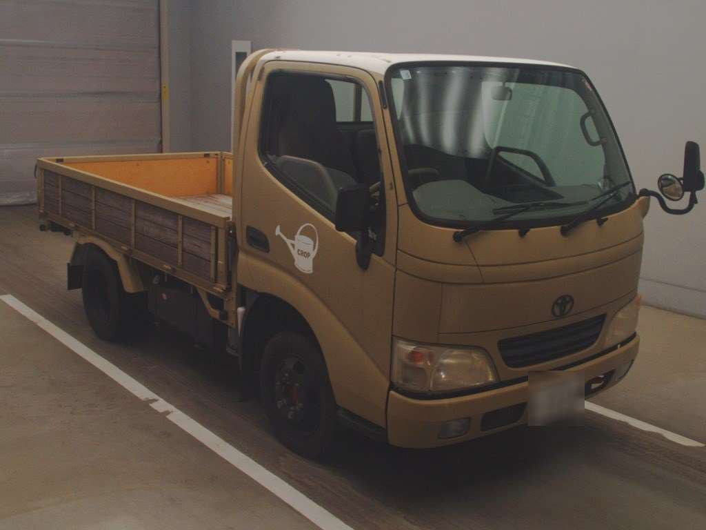 2005 Toyota Dyna Truck TRY220[2]