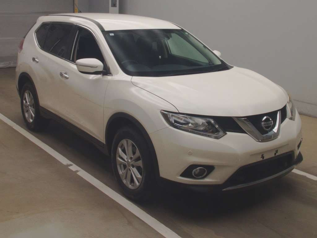 2015 Nissan X-Trail NT32[2]