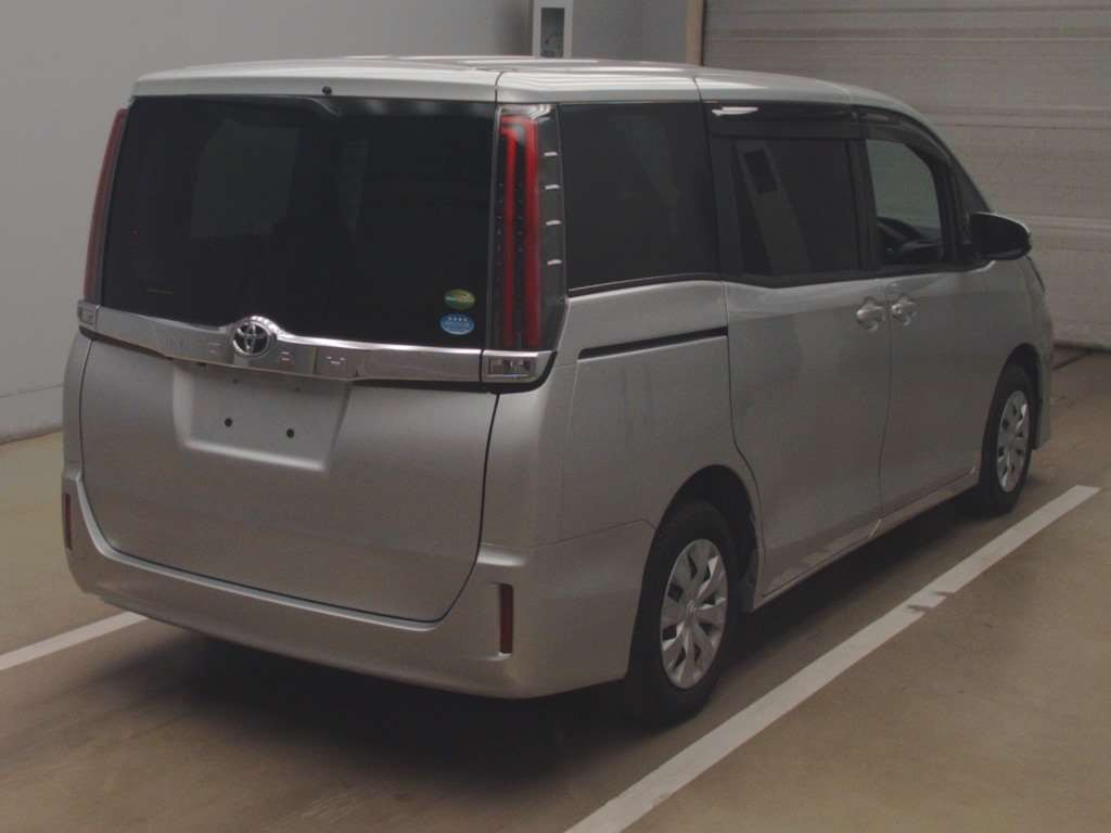 2020 Toyota Noah ZRR80G[1]