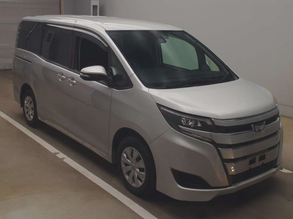 2020 Toyota Noah ZRR80G[2]