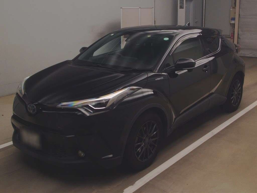 2017 Toyota C-HR ZYX10[0]