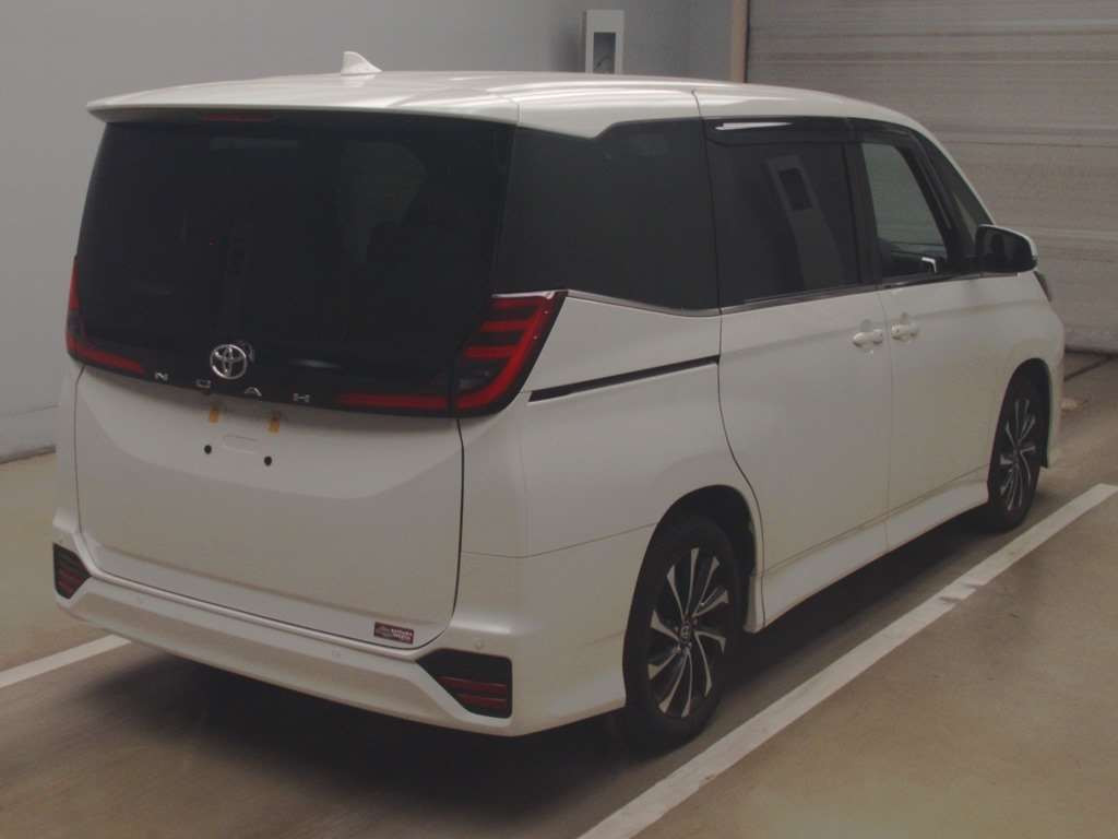 2023 Toyota Noah MZRA90W[1]