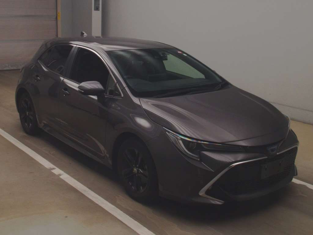 2021 Toyota Corolla Sports ZWE213H[2]