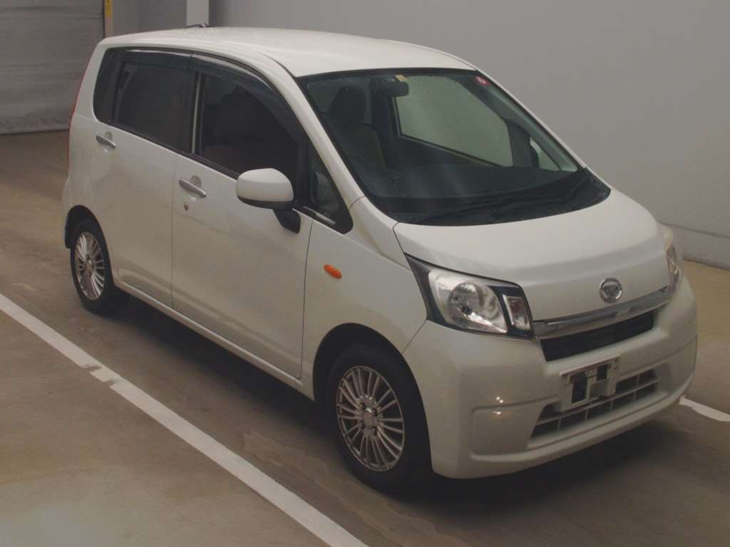 2013 Daihatsu Move LA110S[2]