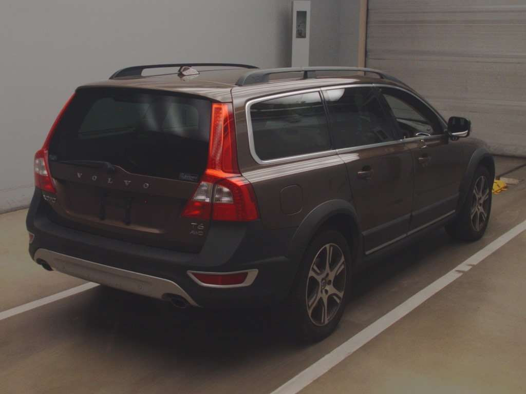 2013 Volvo XC70 BB6304TXC[1]