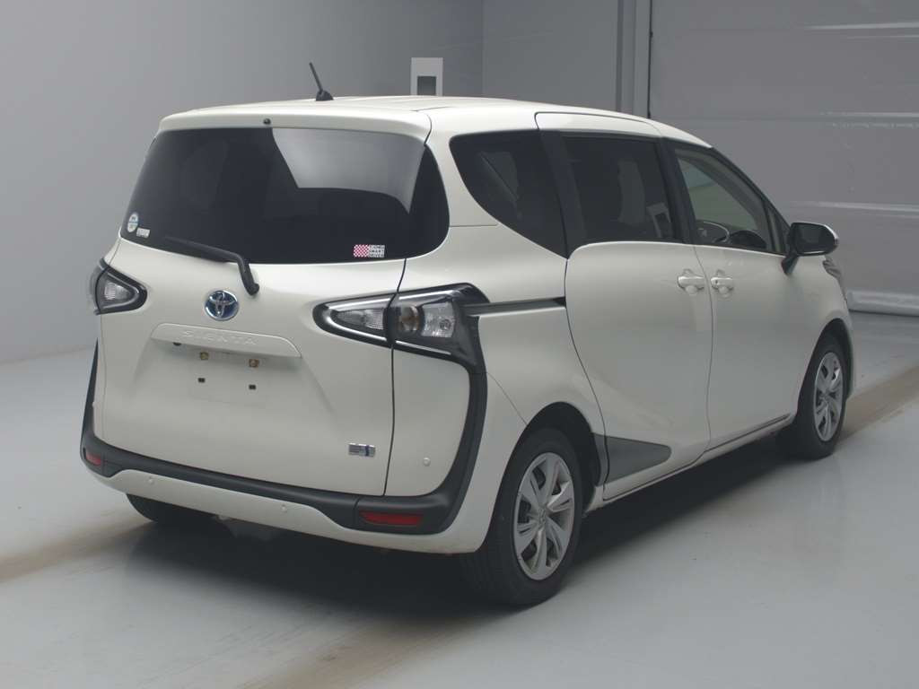 2021 Toyota Sienta NHP170G[1]