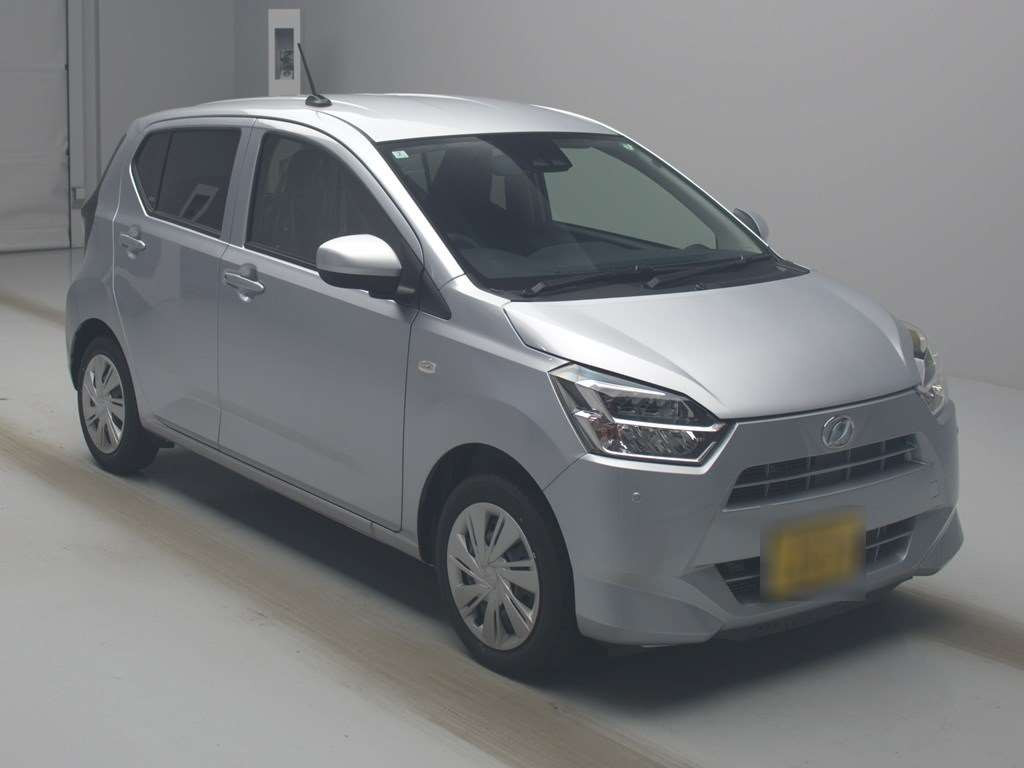 2024 Daihatsu Mira es LA350S[2]