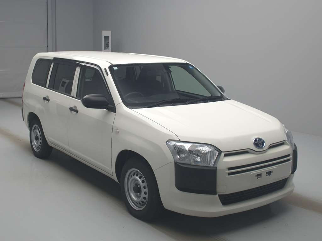 2023 Toyota Probox NHP160V[2]