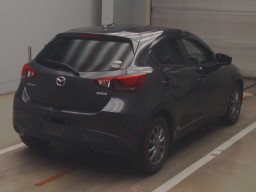 2016 Mazda Demio