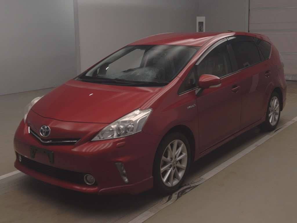 2013 Toyota Prius alpha ZVW41W[0]