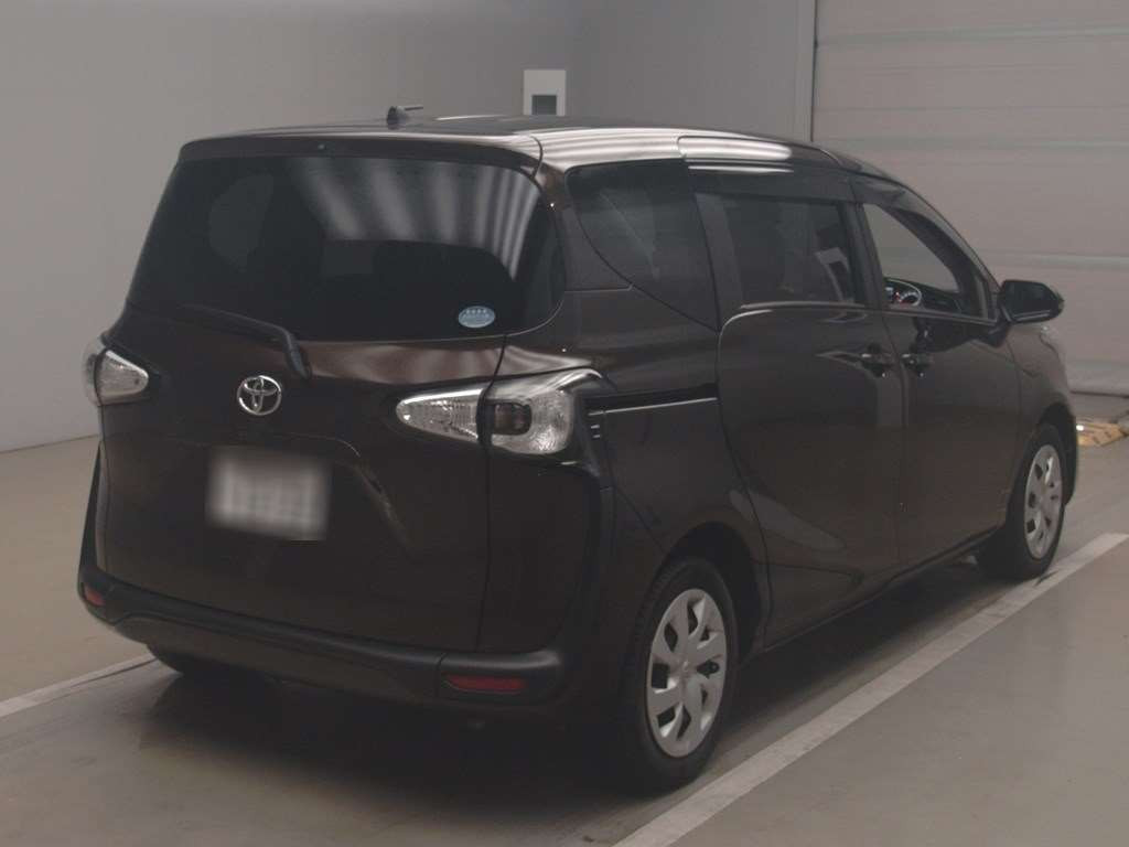 2017 Toyota Sienta NSP170G[1]