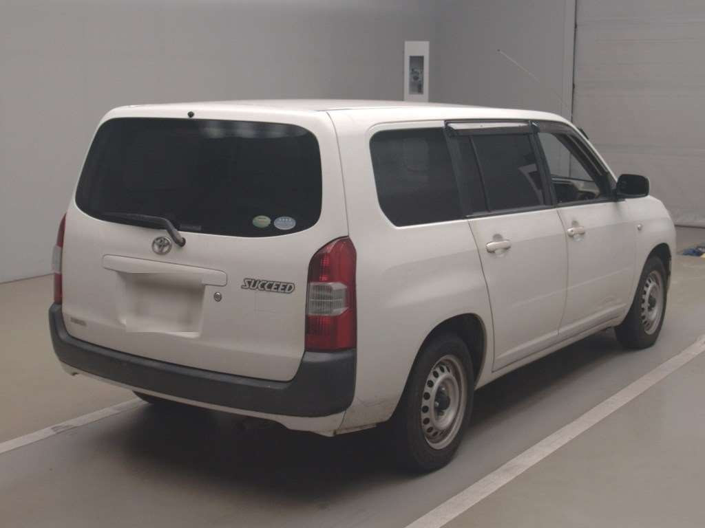 2014 Toyota Succeed NCP160V[1]