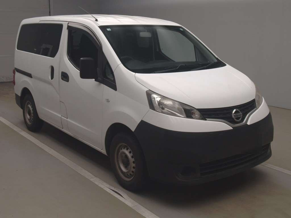 2010 Nissan NV200 Vanette VM20[2]