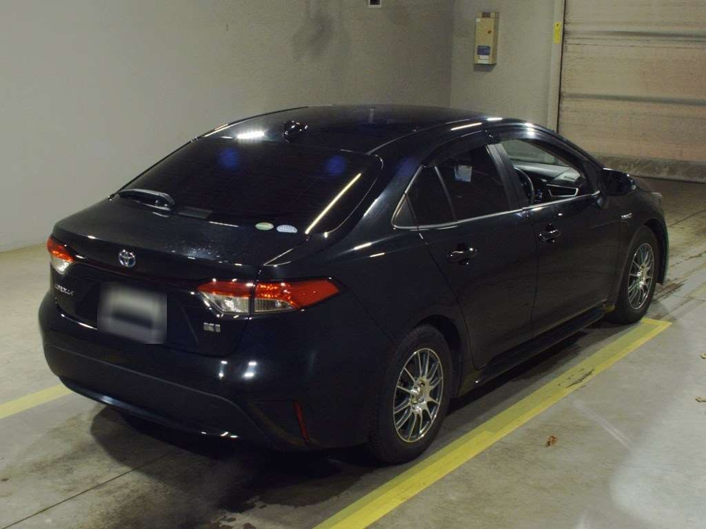 2019 Toyota Corolla Sedan ZWE214[1]