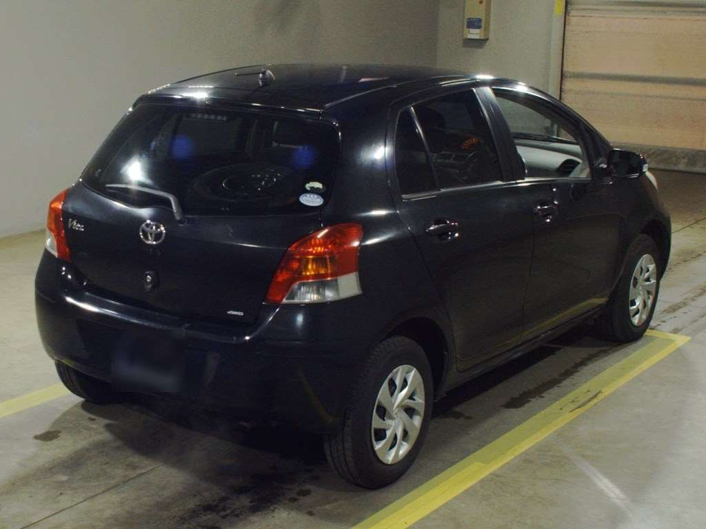 2010 Toyota Vitz NCP95[1]